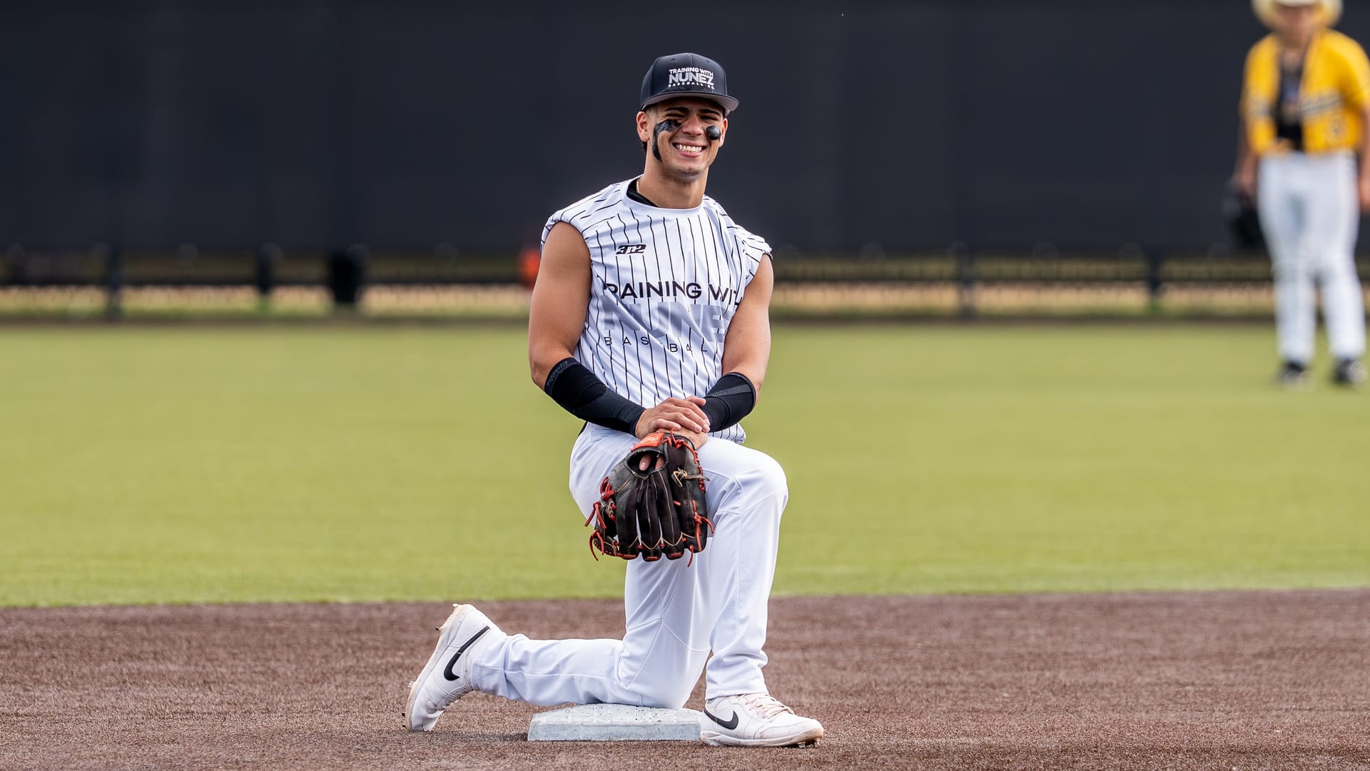 Isaac Nunez — professional baseball